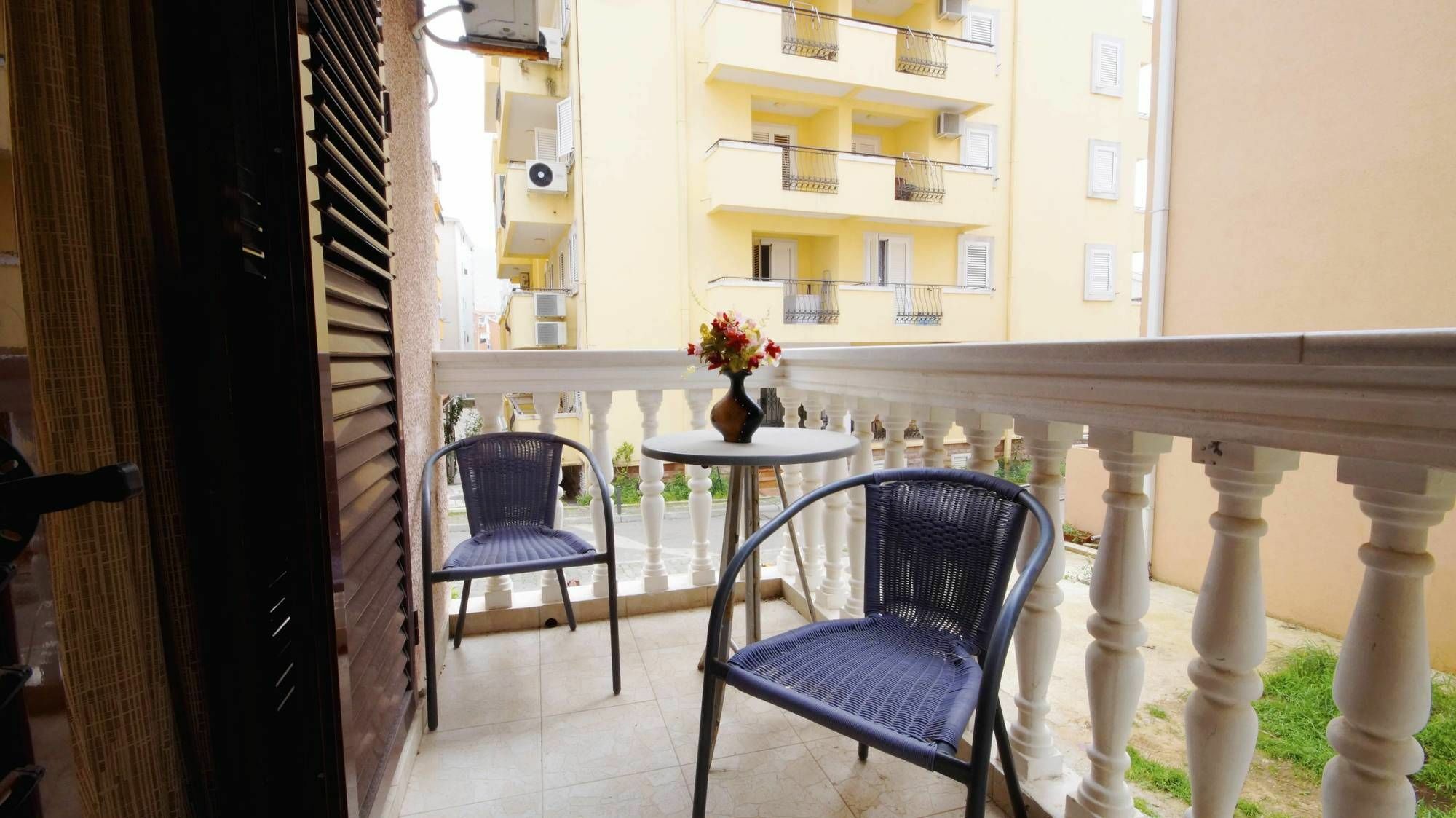 Apartment Glomazic Budva Exterior foto